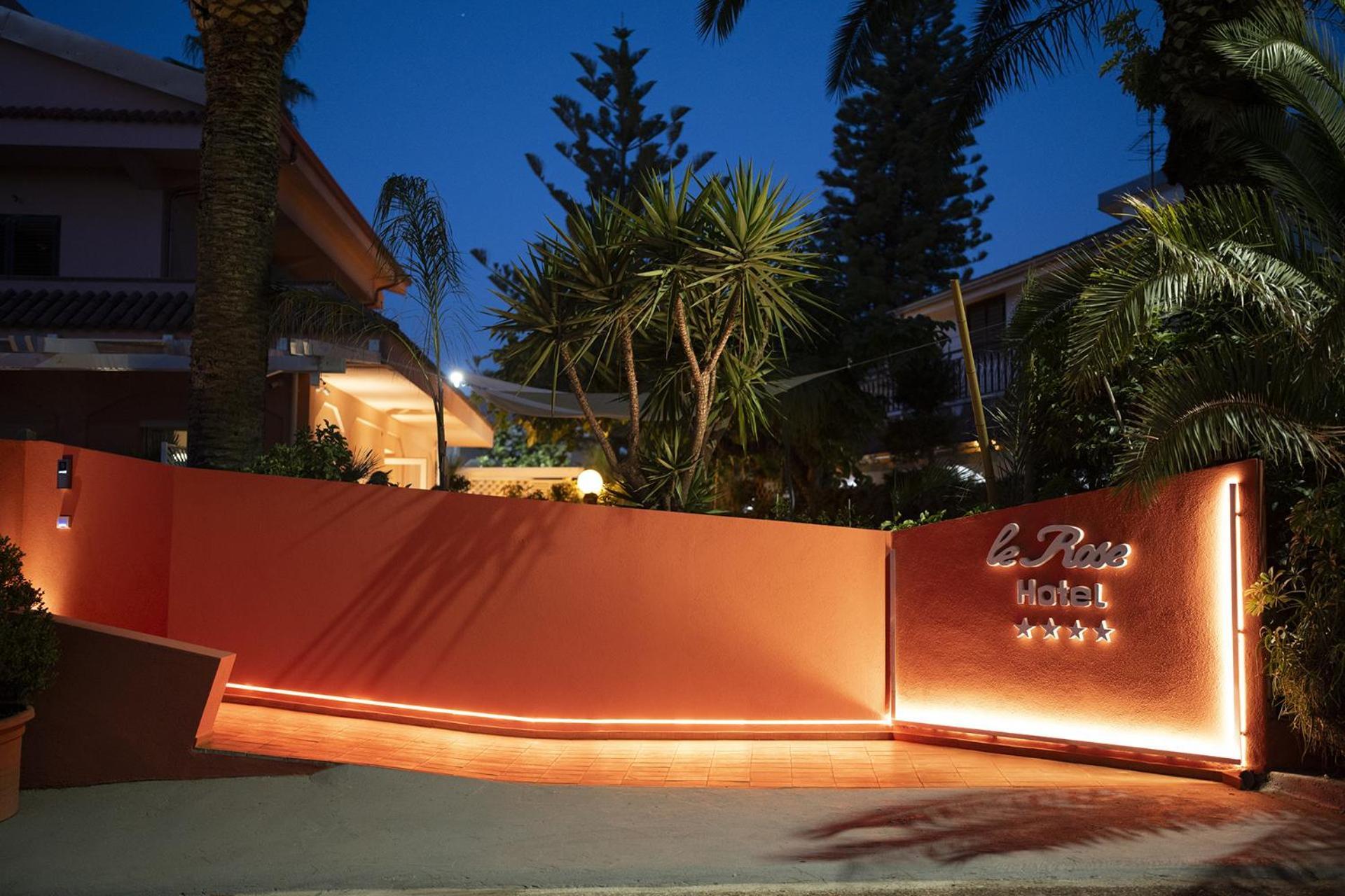 Hotel Ristorante Le Rose Briatico Exterior foto